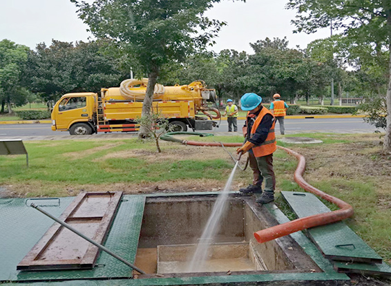 蚌山化油池清理